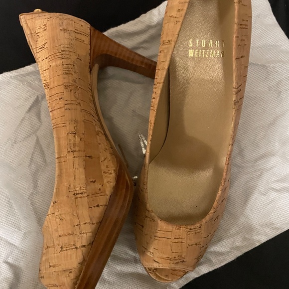 Stuart Weitzman Limited Edition Natural Cork Heels - Picture 4 of 5
